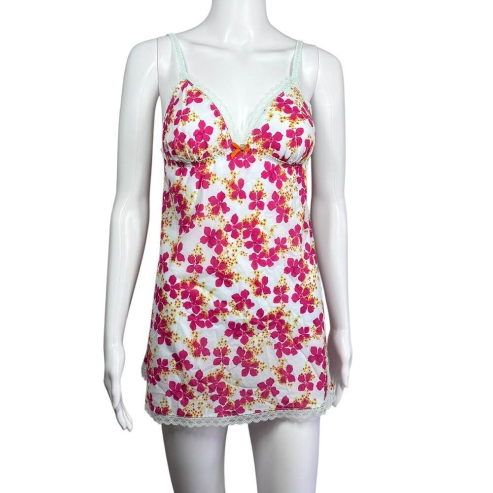 Pouts by Victoria's Secret y2k Floral Chemise Nightie Lingerie Pink Medium